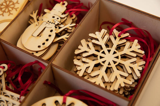 Wooden Snowflake Christmas Tree Decoration